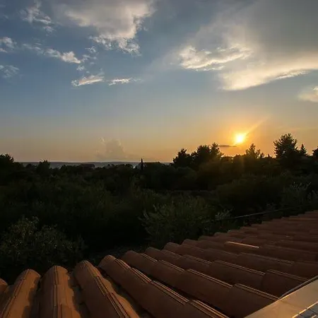 Grande Vista In With A Large Terrace Apartment *