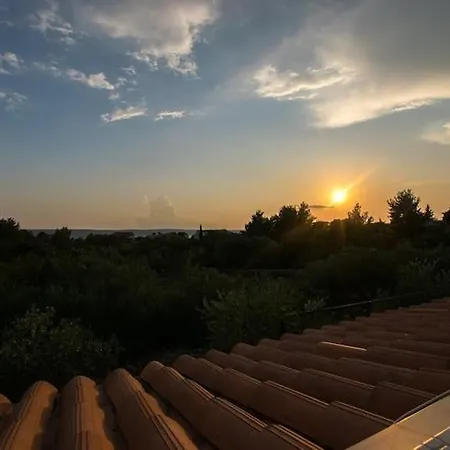 Grande Vista In With A Large Terrace Apartment Starigrad Paklenica