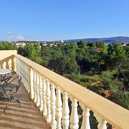 Grande Vista In With A Large Terrace Apartment Starigrad Paklenica