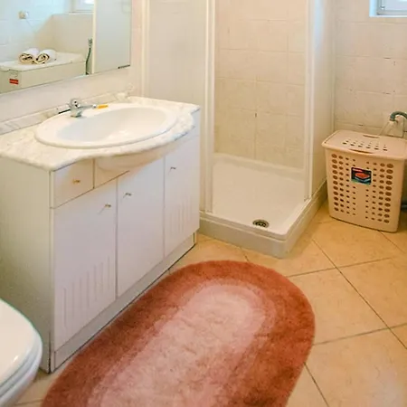 Grande Vista In With A Large Terrace Apartment *