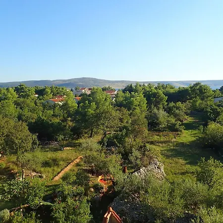 Grande Vista In With A Large Terrace *