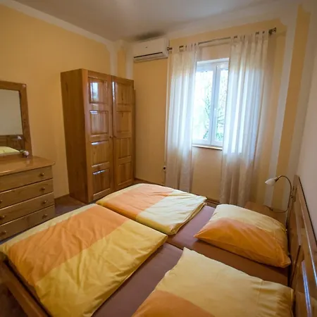 Апартаменты Grande Vista In With A Large Terrace Стариград-Пакленица
