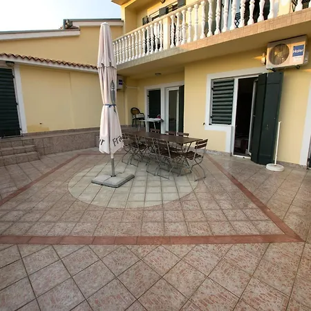 Апартаменты Grande Vista In With A Large Terrace *