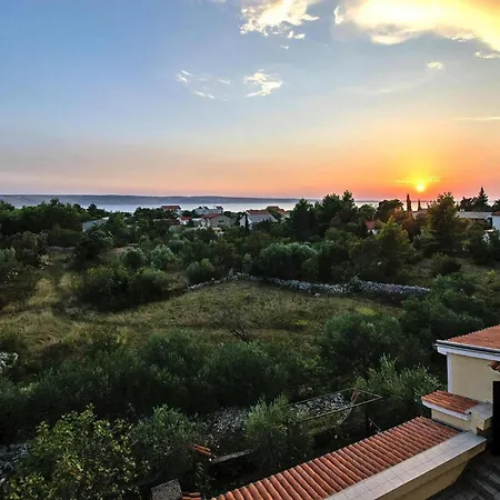 Grande Vista In With A Large Terrace *